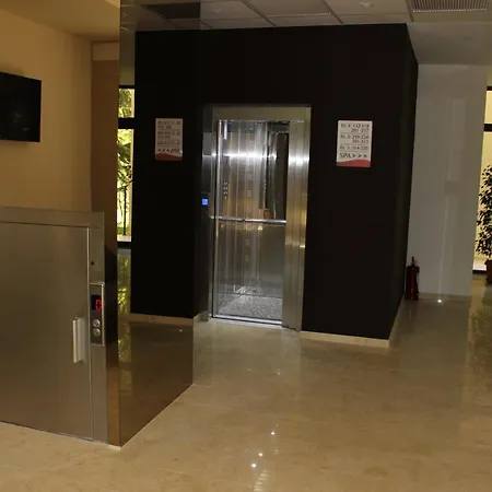 Hotel Anina 3*